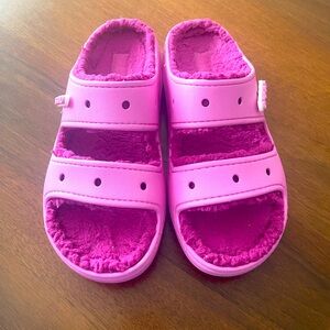 Crocs Cozzzy Fur Lined Sandals - Hot pink - Women’s Size 9